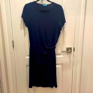 J. McLaughlin Navy Crewneck Capped Sleeve Twist Accent Dress